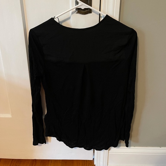 H&M blouse - Picture 3 of 3